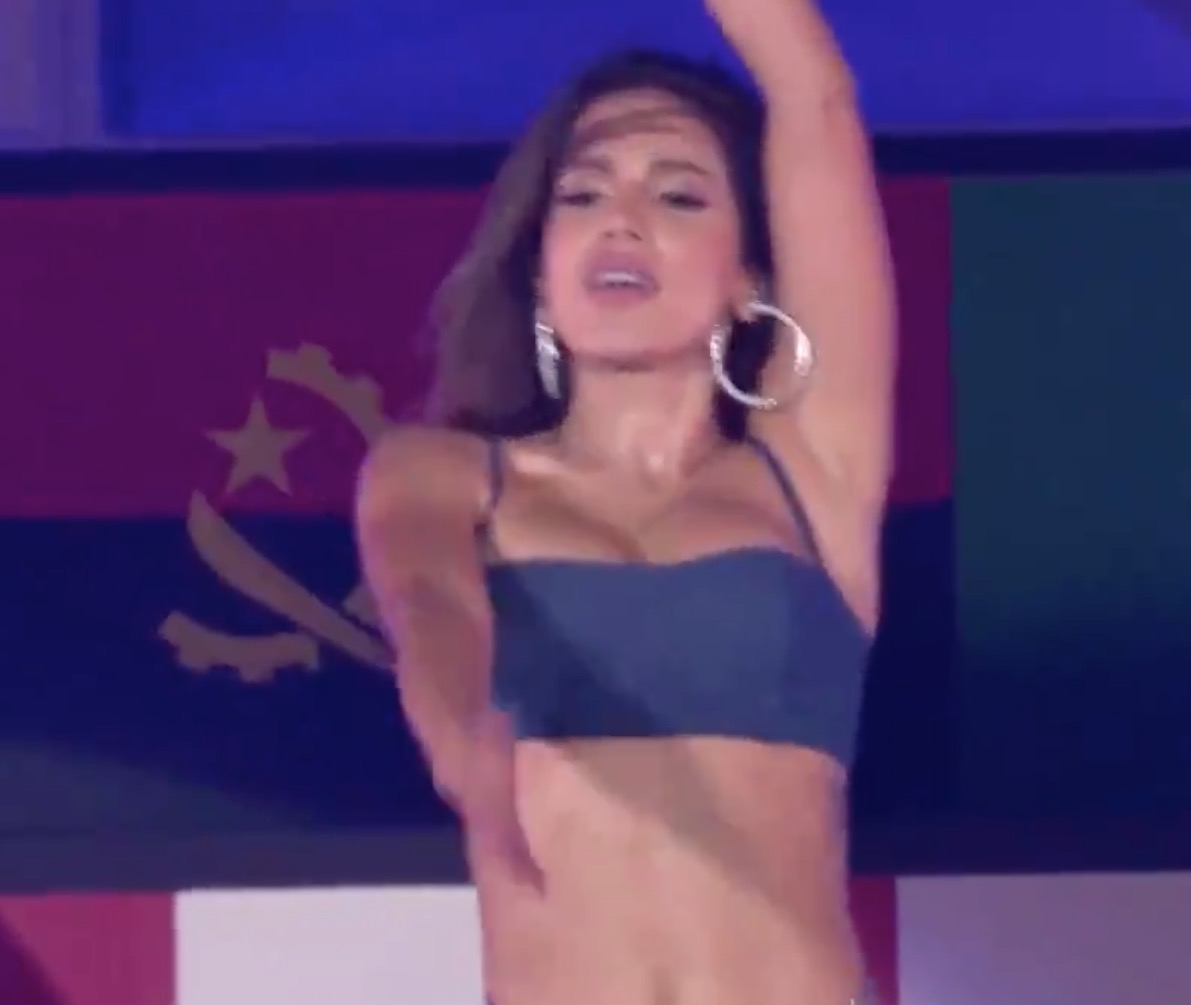 Relembrando as ‘raízes’ Anitta leva público ao delírio no Rock in Rio