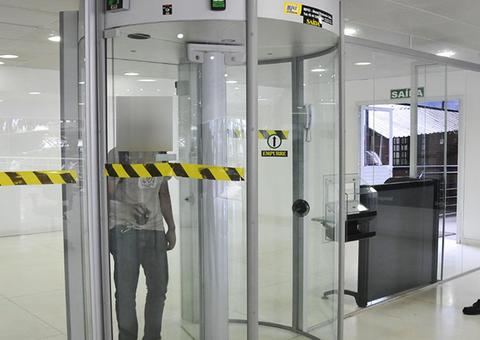 STF decide quem deve passar por detector de metais nos fóruns