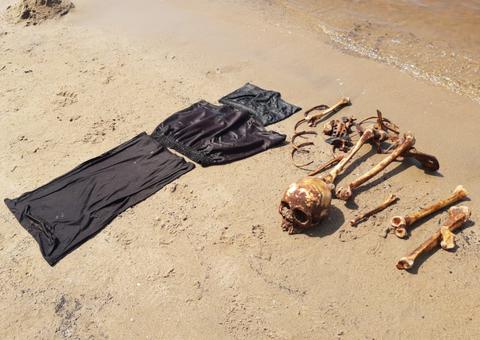 Em Manaus, ossada humana é encontrada na Praia da Ponta Negra