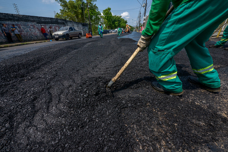 Prefeitura anuncia maior programa de tapa-buracos já realizado em Manaus