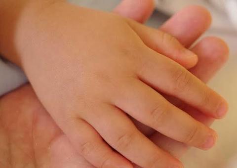 Menina de 4 anos é estuprada e encontrada sangrando em avenida de Manaus