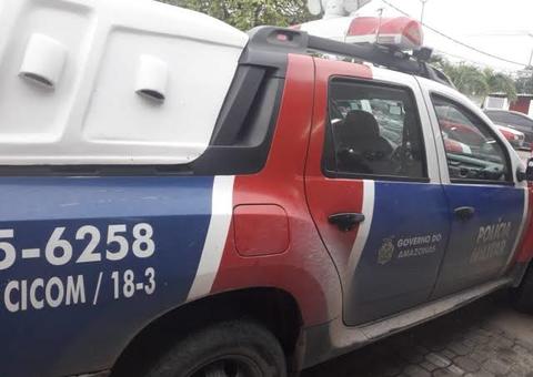 Homens são presos ao serem flagrados tentando invadir casa e agredir mulher em Manaus