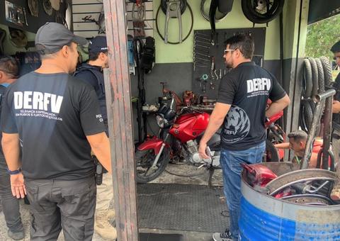 Oficinas usadas para desmanche de veículos são fechadas em Manaus