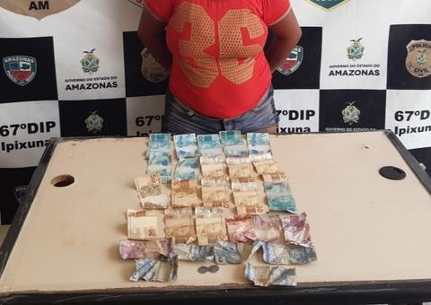 Mulher furta quase R$ 2 mil de idoso e esconde cédulas dentro das partes íntimas no Amazonas