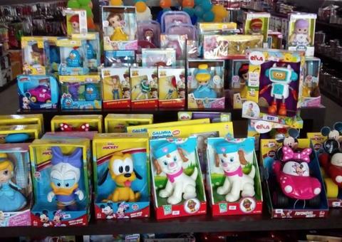 Operação 'Brinquedo Seguro' apreende mais de 3 mil produtos irregulares em Manaus
