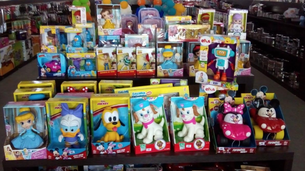 Operação 'Brinquedo Seguro' apreende mais de 3 mil produtos irregulares em Manaus