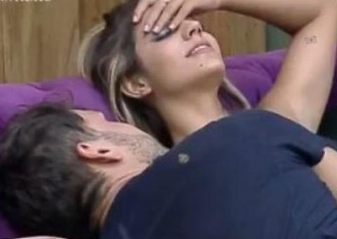 Vídeo: Internautas apontam Lucas fazendo 'dj' em Hariany