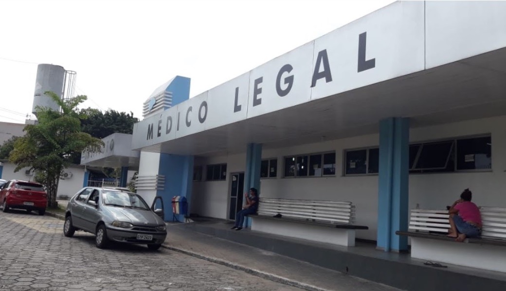 Em Manaus, senhora morre após cair em fossa no quintal de casa