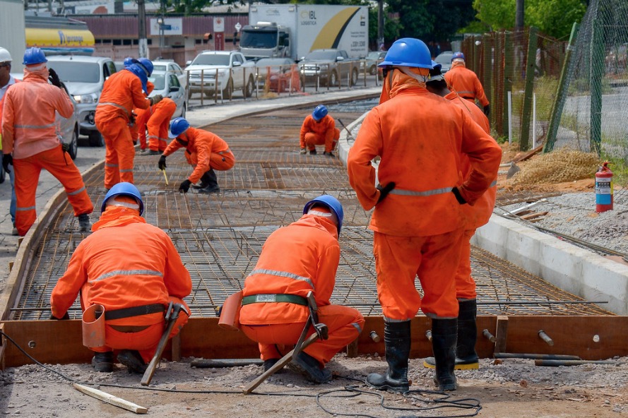 Manaus é a primeira capital do Norte e Nordeste em retomada do mercado de trabalho