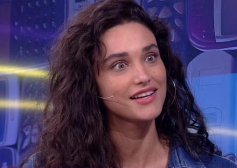 Débora Nascimento fala da separação de José Loreto: ‘morri e renasci’ 