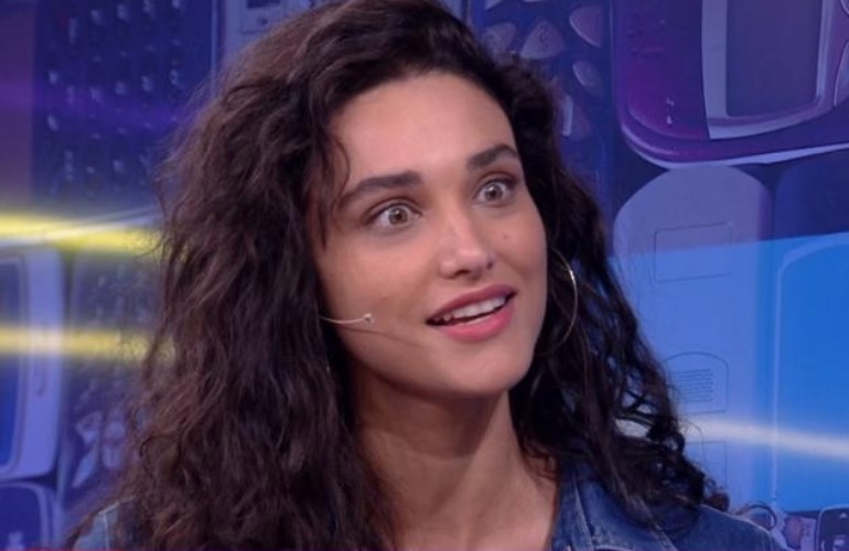 Débora Nascimento fala da separação de José Loreto: ‘morri e renasci’ 