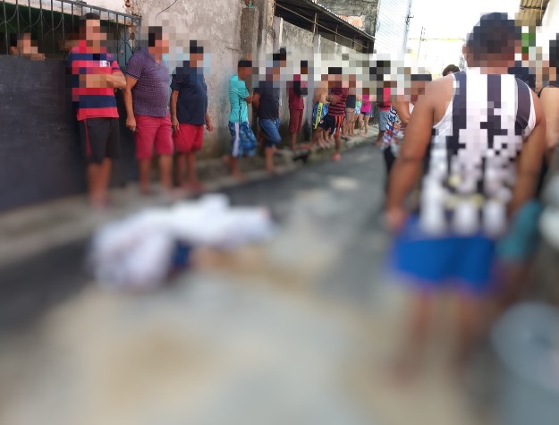 Em Manaus, homem é morto no mesmo beco que casal foi executado há 10 dias