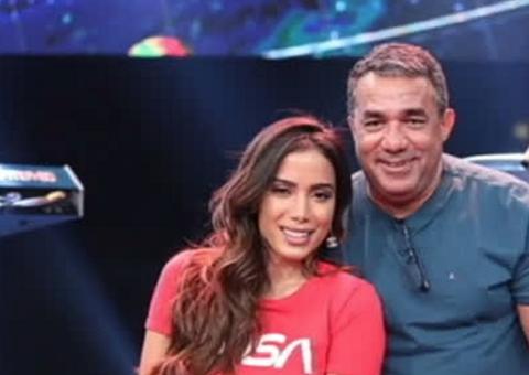 Anitta procura suposto irmão e pai resolve fazer exame de DNA