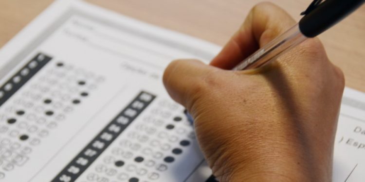 Isenção em concurso e folga: confira benefícios que os doadores de sangue têm e não sabem 