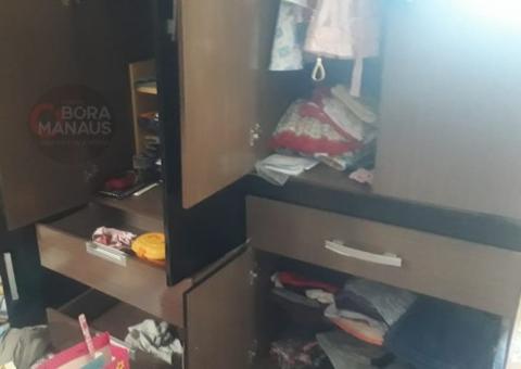 Grupo invade casa e faz adolescente refém em Manaus 