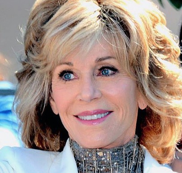 Jane Fonda é presa pela segunda vez durante protesto contra mudanças climáticas