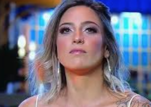 Revoltada, Tati Dias pede para fãs não votarem em mais ninguém da ‘A Fazenda'