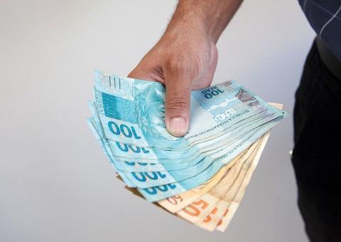 Prefeitura investe mais de R$ 160 mi na economia com pagamento da segunda parcela do 13° salário