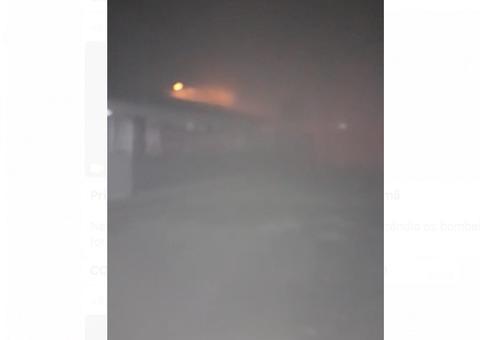 Escola pega fogo e assusta populares em Manaus