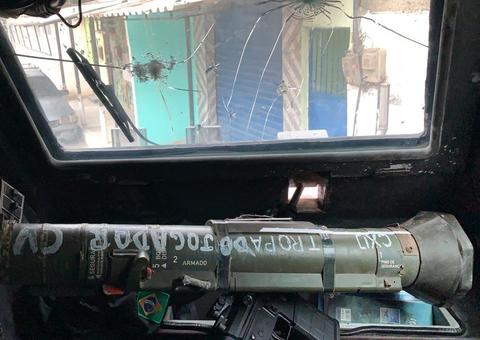 Bazuca capaz de destruir veículos blindados é apreendida no Rio de Janeiro