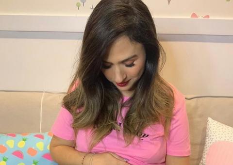 Tatá Werneck posta foto do nascimento da filha: ‘pensei em fugir do hospital’