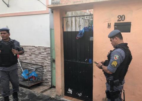 Jovem é brutalmente assassinado com tiros na cabeça dentro da própria casa em Manaus