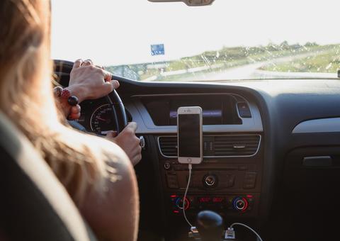 Uber vai permitir que motoristas mulheres só peguem passageiras