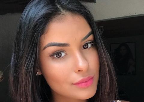 Ex-bbb Munik Nunes revela que está perdendo cabelos após cirurgia plástica