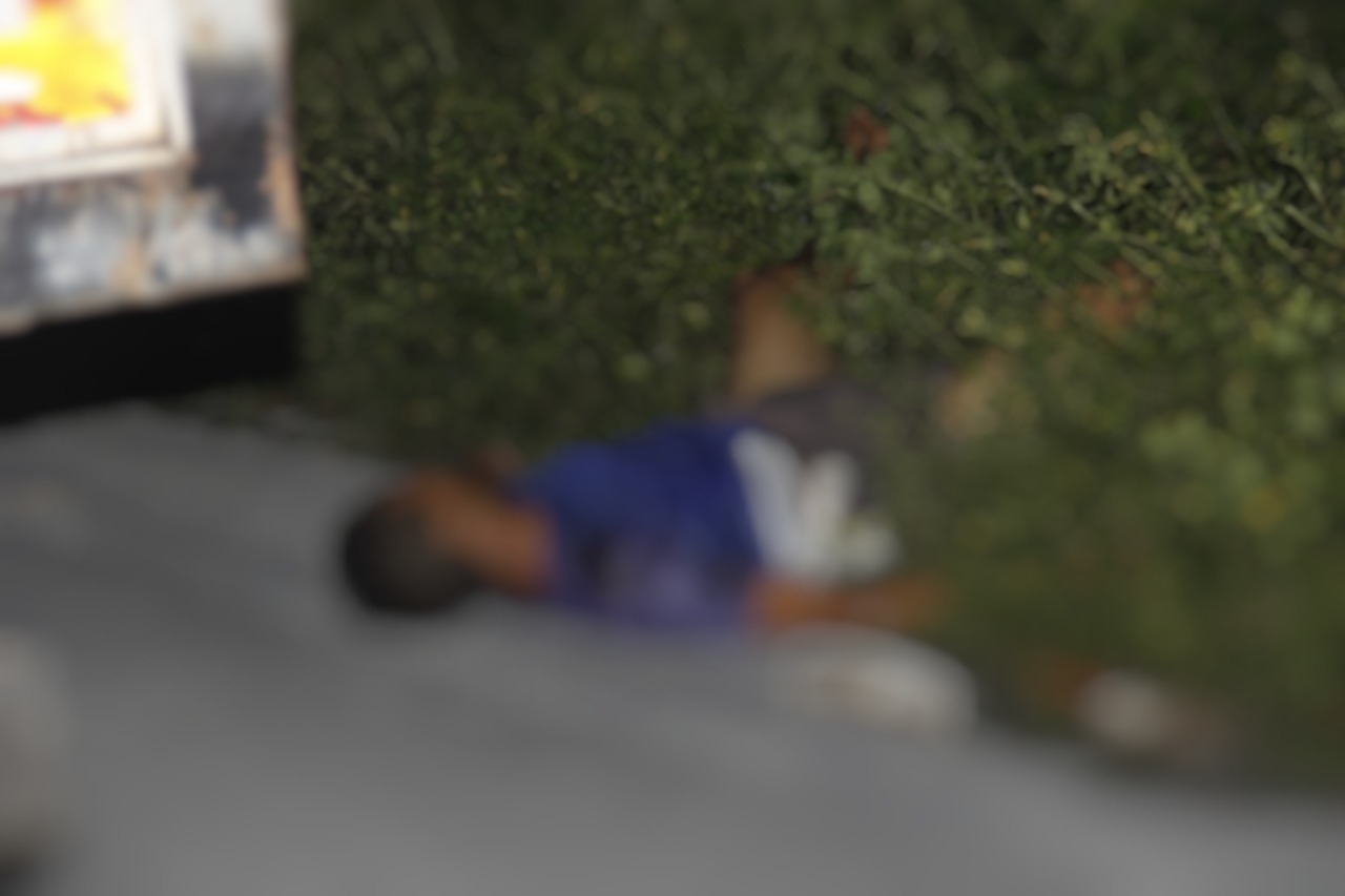 Em Manaus, jovem é encontrado morto após ser levado por grupo misterioso 