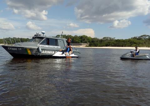 'Operação Verão’ fiscaliza embarcações no Amazonas