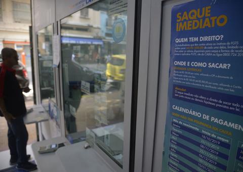 Agências da caixa abrem neste sábado para pagamento do FGTS