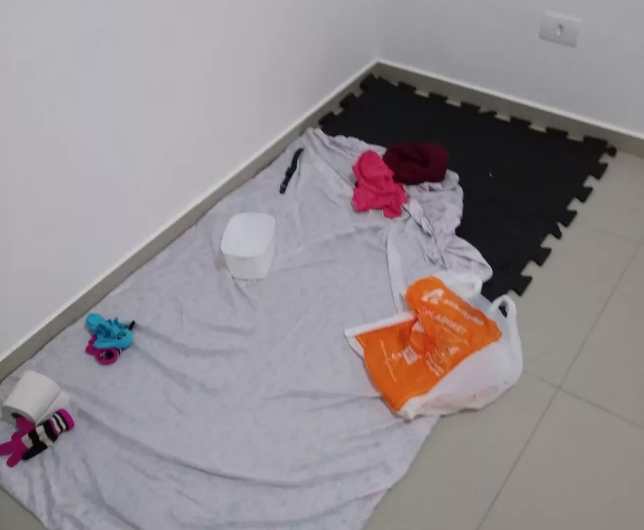 Menina morre por desnutrição após mãe e padrasto a obrigar a ficar sem comer para jejuar