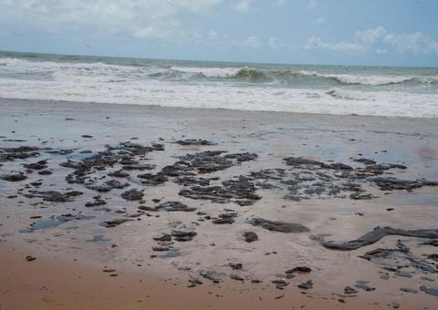 Surgem novas manchas de óleo no litoral sul do Rio Grande Norte