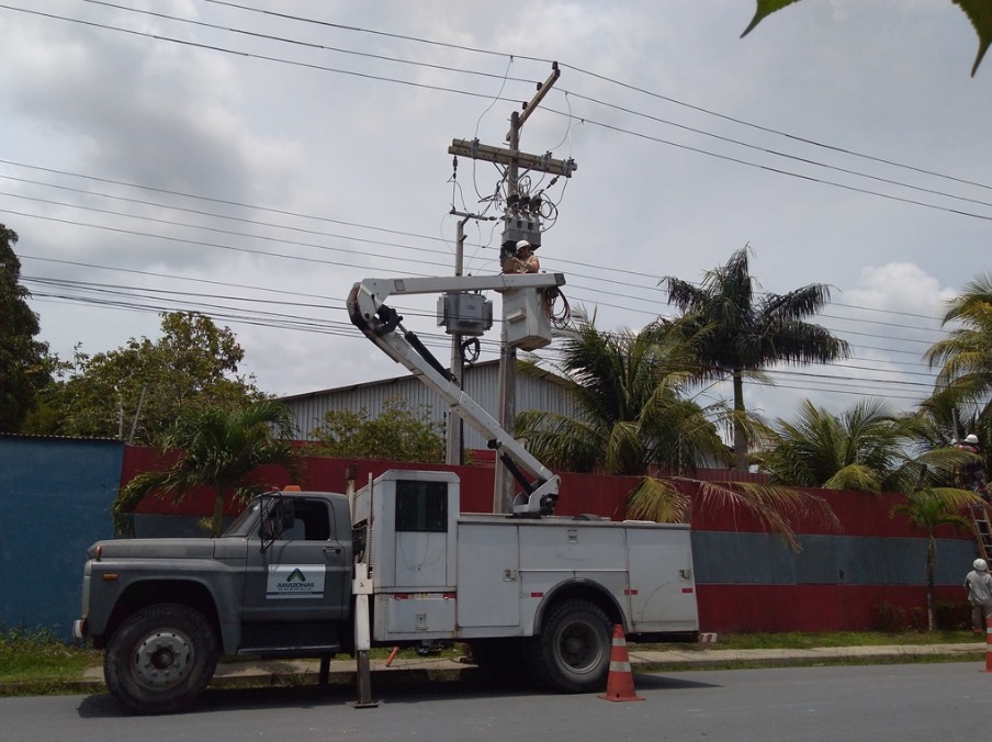 Dono de fábrica é notificado por furto de energia em Manaus
