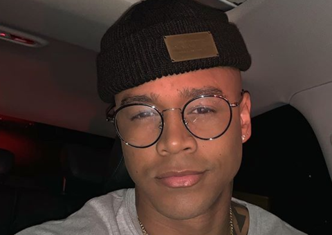 Em premiação, Léo Santana usa joias avaliadas em meio milhão 