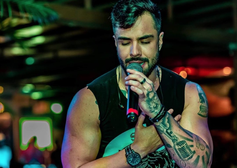 ‘De Volta ao Bar’ Leon Correia faz show em manaus nesta quinta