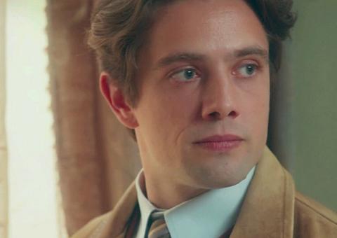 Ator da Globo, Rafael Cardoso curte post de Bolsonaro contra emissora e dá o que falar