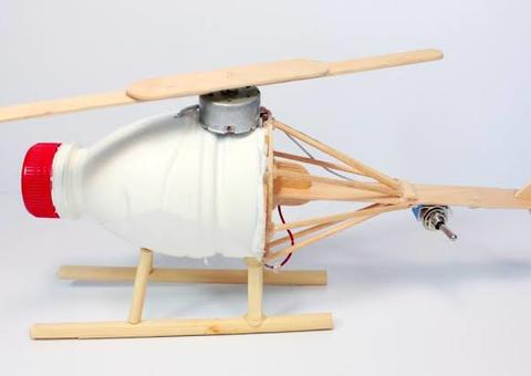 Universitários da UEA realizam oficina de robótica sustentável no Amazonas