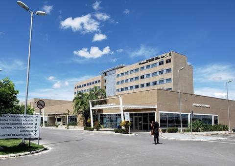 Mãe e criança são baleadas em assalto ao ônibus da linha 560 em Manaus 