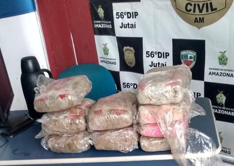 Polícia apreende 9kg de skunk em embarcação no Amazonas 