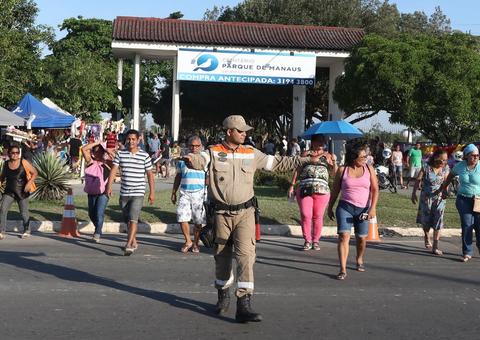 Veja como fica o trânsito no entorno dos cemitérios de Manaus no Dia de Finados