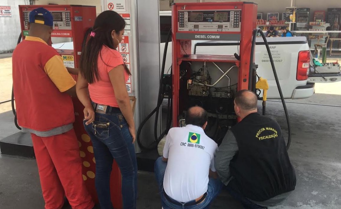 Posto de combustível é multado por aumento abusivo no preço da gasolina em Manaus
