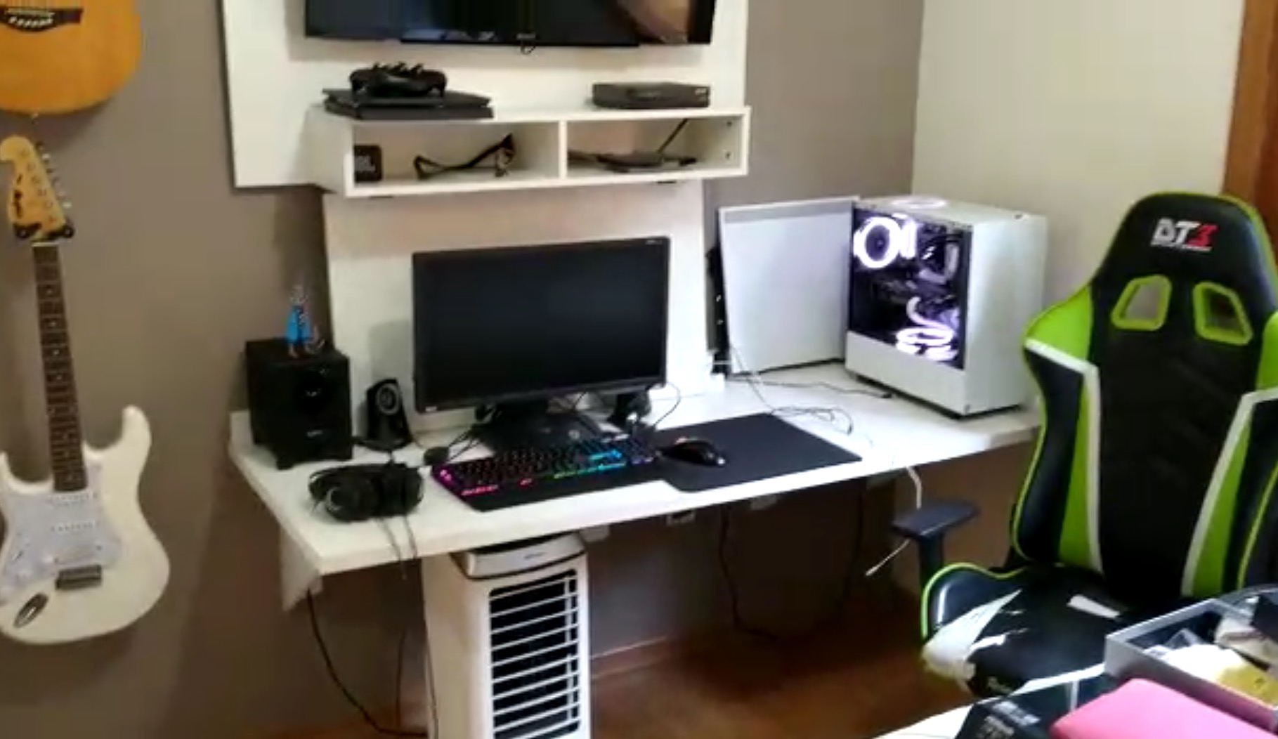 Operação contra pirataria digital resulta na apreensão de CPUs em Manaus