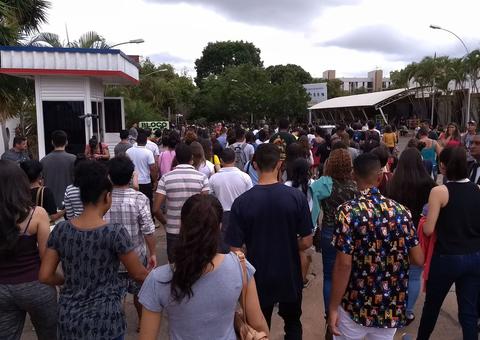 Mais de 5 milhões de candidatos fazem provas do Enem neste domingo