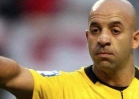 Árbitro do Flamengo x Corinthians rouba a cena por semelhança com Vin Diesel