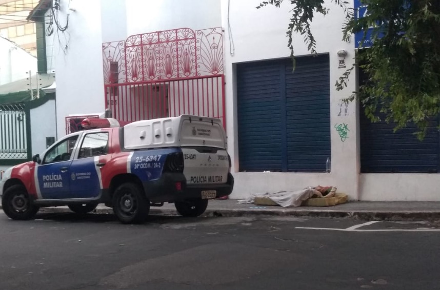Morador de rua é encontrado morto em Manaus