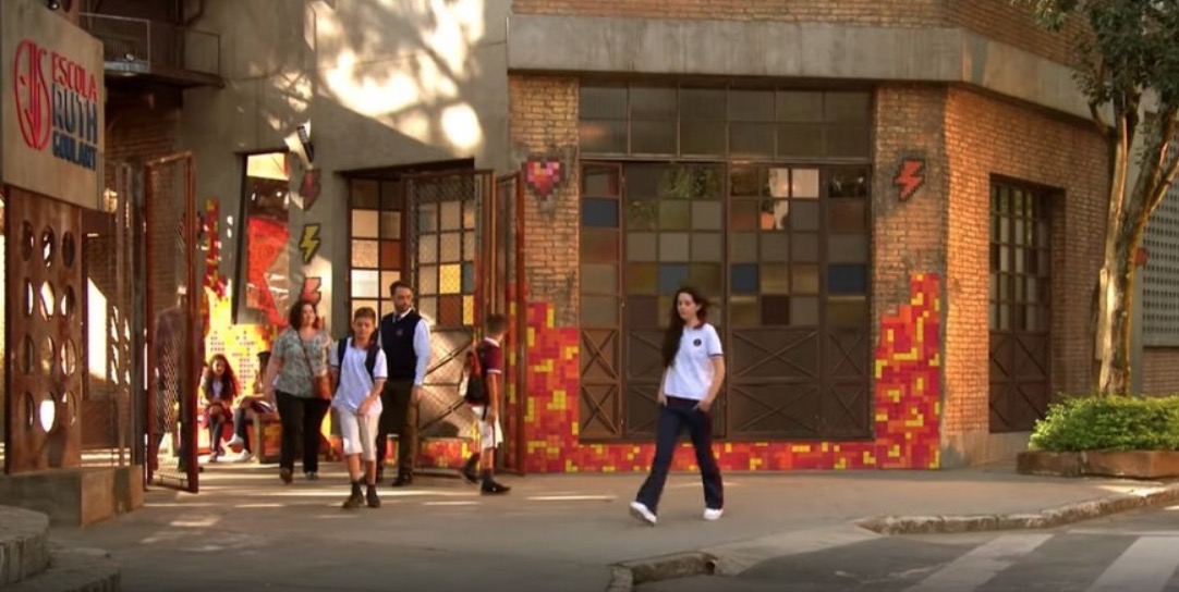 SBT é condenado a pagar R$ 700 mil por plágio