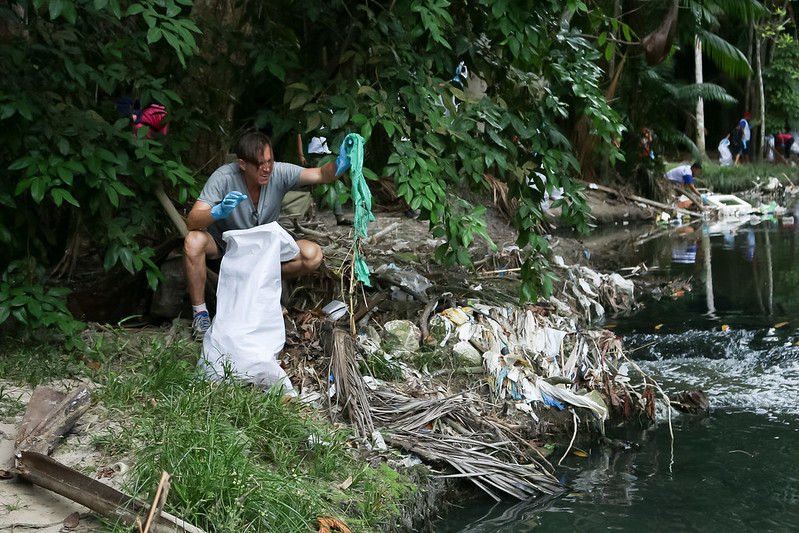 ‘Dia D’ em Manaus terá retirada de resíduos das margens do igarapé do Mindu