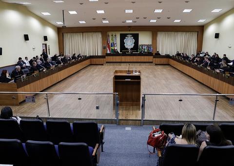 TJAM julga inconstitucional norma da Aleam que autoriza uso do Cotão por assessores