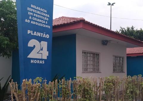 Mãe denuncia suspeito de aliciar filha adolescente em Manaus